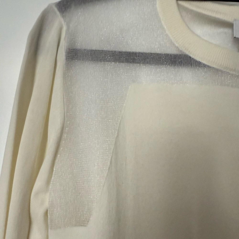 NWT DKNY Ivory Sweater. Size M - Picture 9 of 10